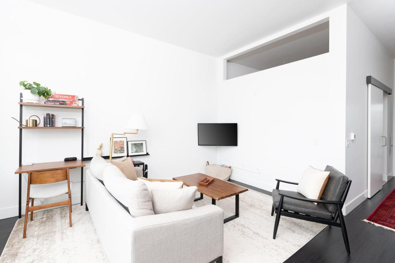 Flexhome Skywalk To Fiserv 1Br Apt U5 Милуоки Экстерьер фото