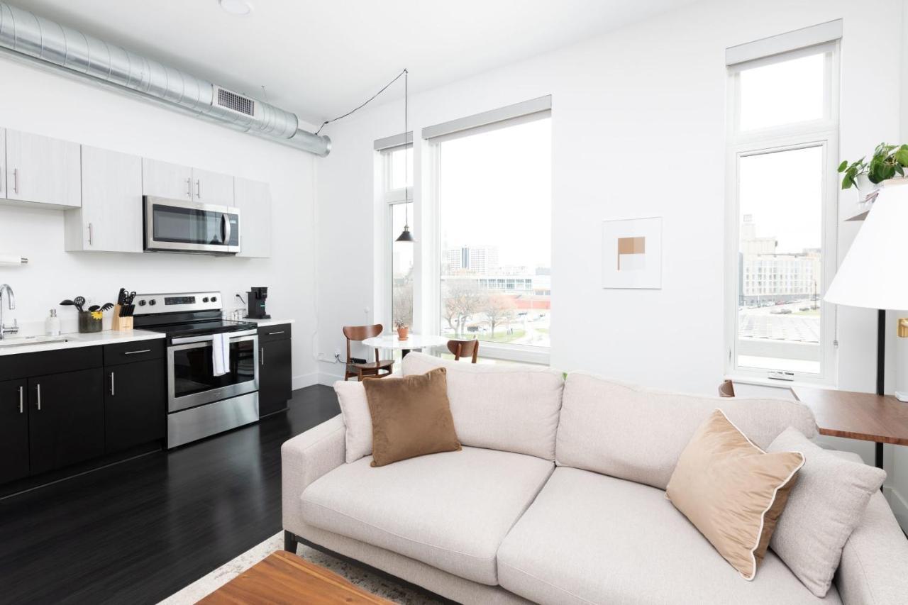 Flexhome Skywalk To Fiserv 1Br Apt U5 Милуоки Экстерьер фото